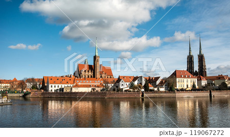 Panoramic View On A Cathedral Island With Main Sightseeing In Wroclaw Panoramic View On A Cathedral Island With Main Sightseeing In Wroclaw 119067272