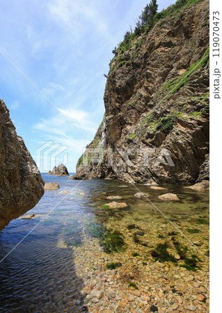 鳥取県岩美町　千貫松島周辺の風景 119070473