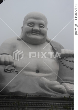 台湾の宝覚禅寺　台中大仏 119072160