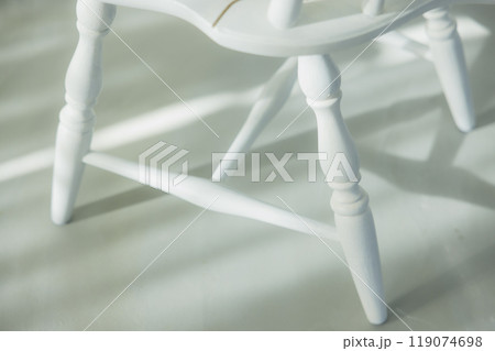 白いウィンザーチェア 白いウィンザーチェア 119074698