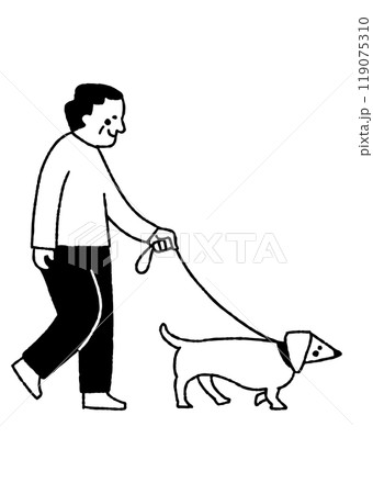 犬を散歩に連れて行くお爺さん_2 119075310