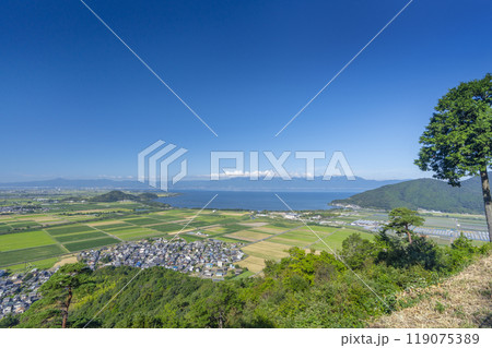 八幡山　山頂より琵琶湖方面の田園風景を望む 119075389