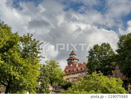 Nuremberg Imperial Castle and Sinwell Tower 119075988