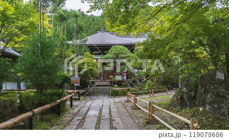 長野県　萬松山興禅寺【中山道福島宿】本堂の正面 119078686