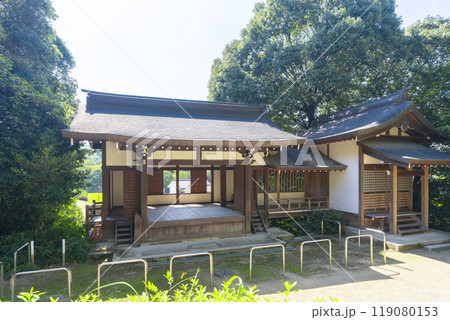 飛鳥坐神社　神楽殿・西良殿 119080153