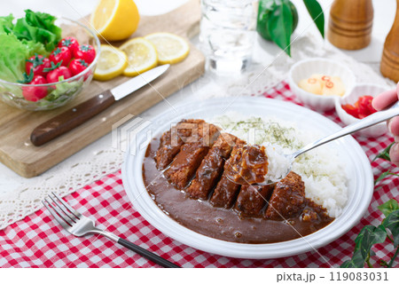 カツカレー  119083031