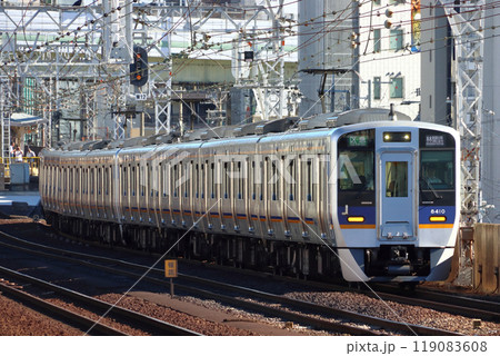 ［NK］南海高野線8300系電車（区間急行：なんば⇔林間田園都市） 119083608