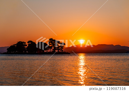 島根 宍道湖の夕日 島根 宍道湖の夕日 119087316