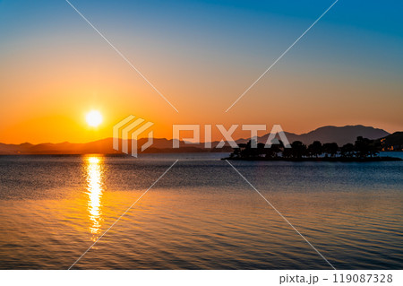 島根 宍道湖の夕日 島根 宍道湖の夕日 119087328
