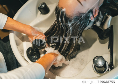 beauty parlor 119088753