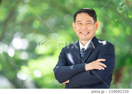 ビジネスマン ミドル男性 ビジネスマン ミドル男性 119092150