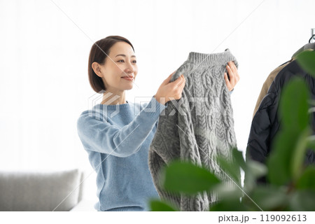 衣替え　服　冬物 119092613