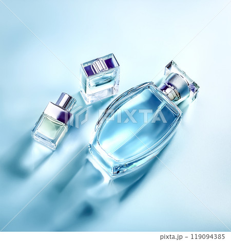 水色の美しい香水瓶のイメージ素材 119094385