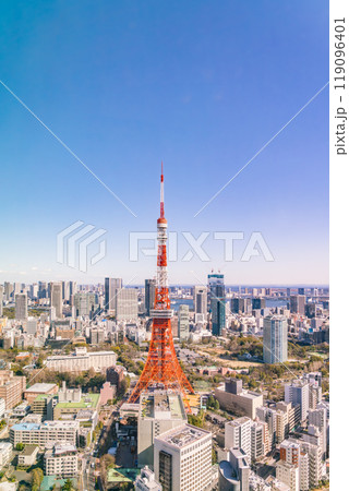 【東京都】よく晴れた青空と大都市風景 【東京都】よく晴れた青空と大都市風景 119096401