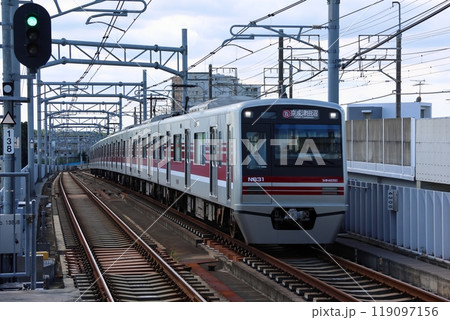 新京成電鉄N800形電車　N800形旧塗装車　千葉県鎌ケ谷市 119097156