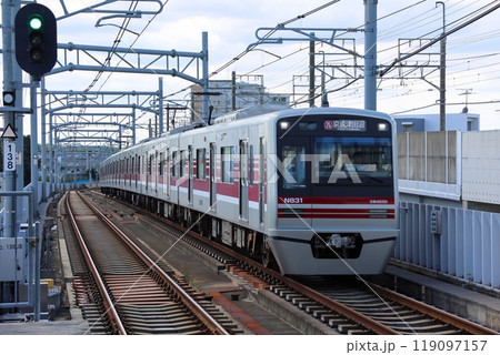新京成電鉄N800形電車 N800形旧塗装車 千葉県鎌ケ谷市 新京成電鉄N800形電車 N800形旧塗装車 千葉県鎌ケ谷市 119097157