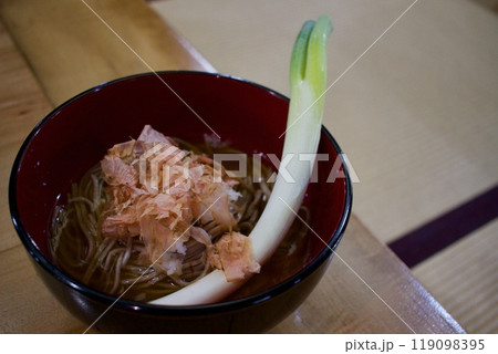 大内宿の名物、ねぎそば 大内宿の名物、ねぎそば 119098395