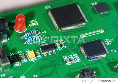 Close up scene the print circuit board. 119099917