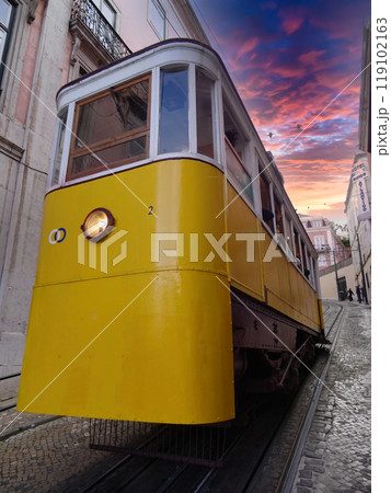 funicular in the city of lisbon 119102163