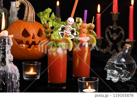 Cocktail Bloody Mary 119103876