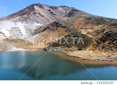 快晴の大雪山旭岳 姿見の池 北海道 快晴の大雪山旭岳 姿見の池 北海道 119105257