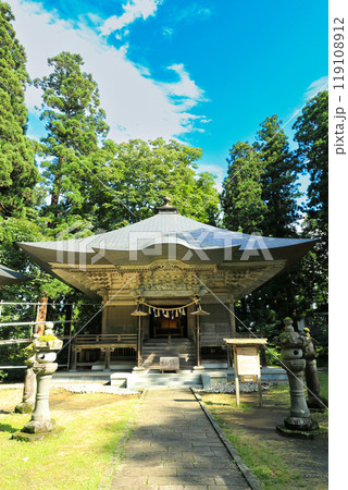 羽黒山蜂子神社 出羽三山開祖 蜂子皇子 羽黒山蜂子神社 出羽三山開祖 蜂子皇子 119108912