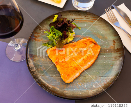 Roasted salmon with a light vegetable salad Roasted salmon with a light vegetable salad 119110235