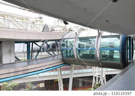 シンガポールフライヤー 巨大ゴンドラ 119110397