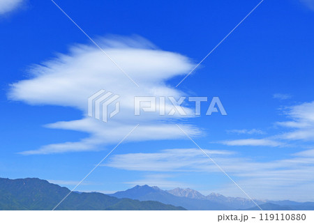 秋の北アルプスと大空 秋の北アルプスと大空 119110880