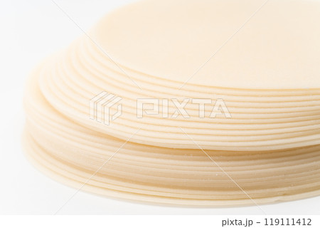 餃子の皮のクローズアップ 餃子の皮のクローズアップ 119111412