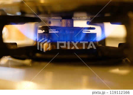 家庭用ガスコンロの中火 家庭用ガスコンロの中火 119112166