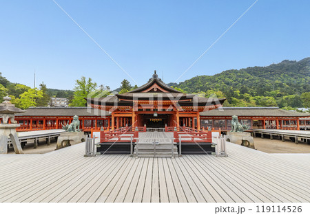 世界遺産・日本三景厳島神社本社祓殿　広島県廿日市市宮島 119114526