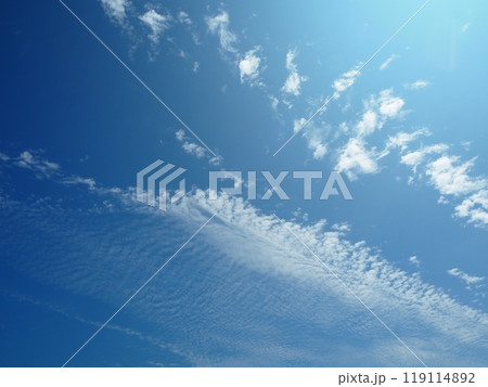 天気のいい日の空 119114892
