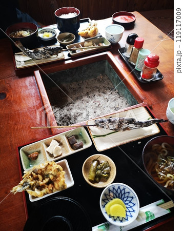 古民家の岩魚塩焼き定食 119117009