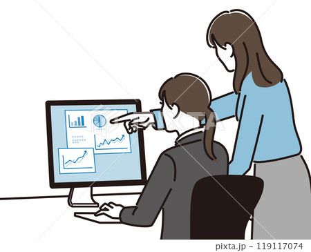 PCの前で打ち合わせする女性 PCの前で打ち合わせする女性 119117074