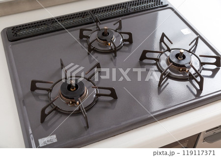 キッチンのビルトインガスコンロ 119117371