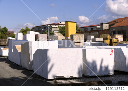 white carrara marble block in quarry white carrara marble block in quarry 119118712