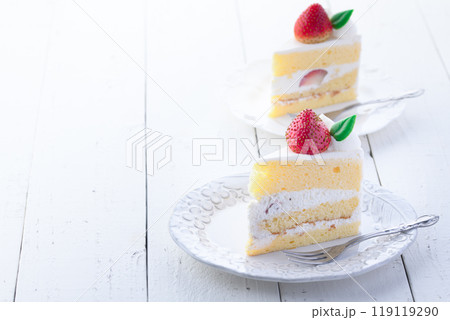 イチゴショートケーキ ( イチゴのショートケーキ ) イチゴショートケーキ ( イチゴのショートケーキ ) 119119290