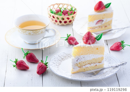 イチゴショートケーキ ( イチゴのショートケーキ ) イチゴショートケーキ ( イチゴのショートケーキ ) 119119298