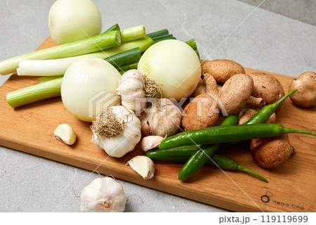 food, vegetable, fresh, garlic, healthy, onion, green, vegetables, pepper, organic, vegetarian, kitchen, health food, vegetable, fresh, garlic, healthy, onion, green, vegetables, pepper, organic, vegetarian, kitchen, health 119119699