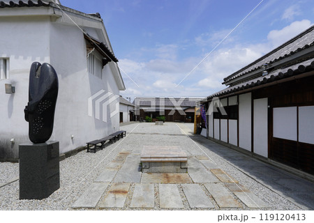 引田の古い町並み 讃州井筒屋敷(香川県東かがわ市) 引田の古い町並み 讃州井筒屋敷(香川県東かがわ市) 119120413