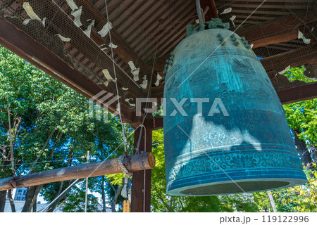 京都市　百万遍知恩寺の梵鐘と撞木 119122996