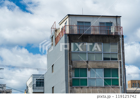 古いアパート 古いアパート 119125742