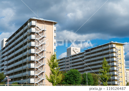 古いマンション群 古いマンション群 119126487