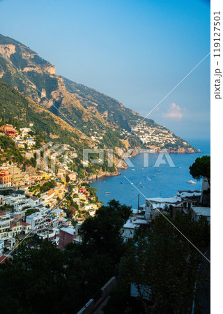 イタリアのアマルフィで見る世界遺産のきれいな景色 119127501