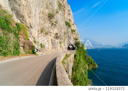 winding road on Garda lake 119128372