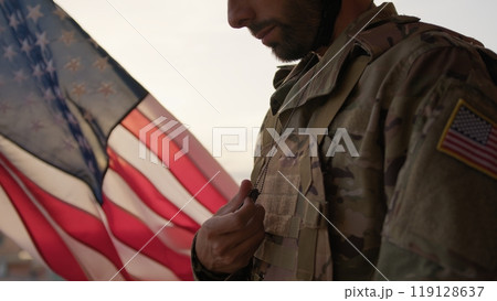 Soldier Prays For The Fallen During Memorial Day In The United States 119128637