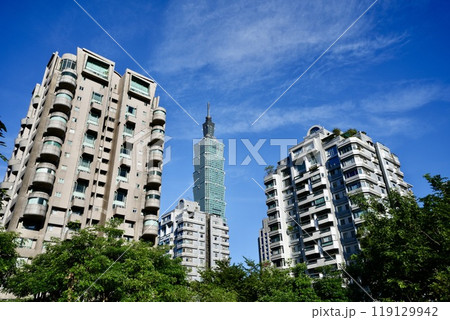 象山公園から台北101を臨む（台湾・台北市信義区） 119129942