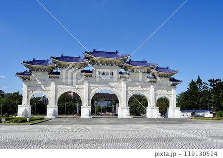 国立中正紀念堂・自由広場牌樓(台湾・台北市) 国立中正紀念堂・自由広場牌樓(台湾・台北市) 119130514