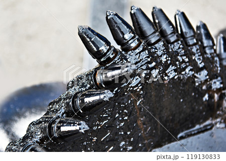 Black hydraulic augers 119130833
